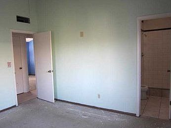 5th image of 15340 Fairwood Ct