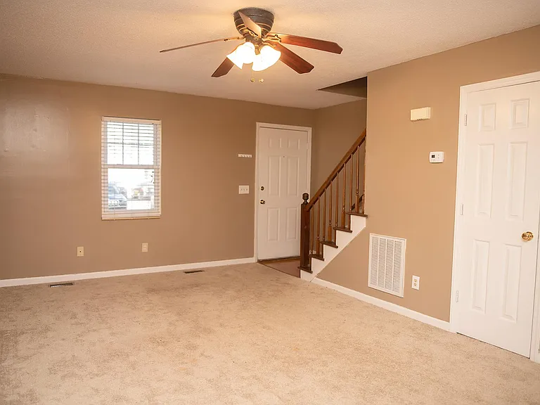 747 Sheridan Pl #40 — Photo 1