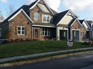 6642 Satjanon Dr, Ooltewah, TN 37363