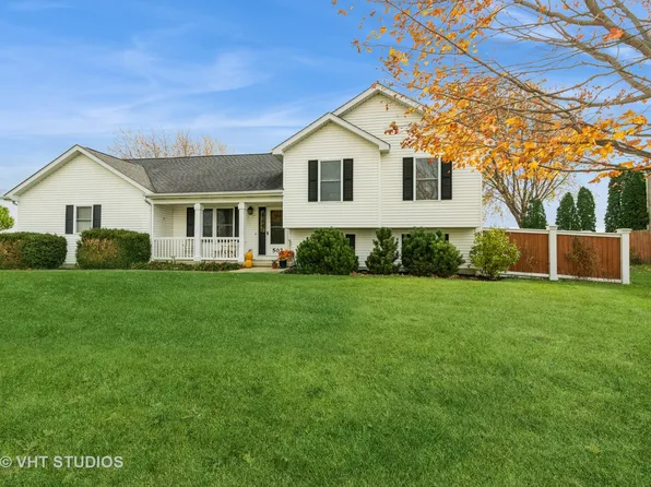 502 Sandra St, Kingston, IL 60145