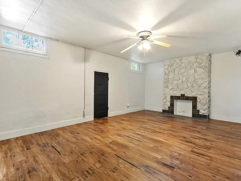 654 S Bryant St — Photo 19
