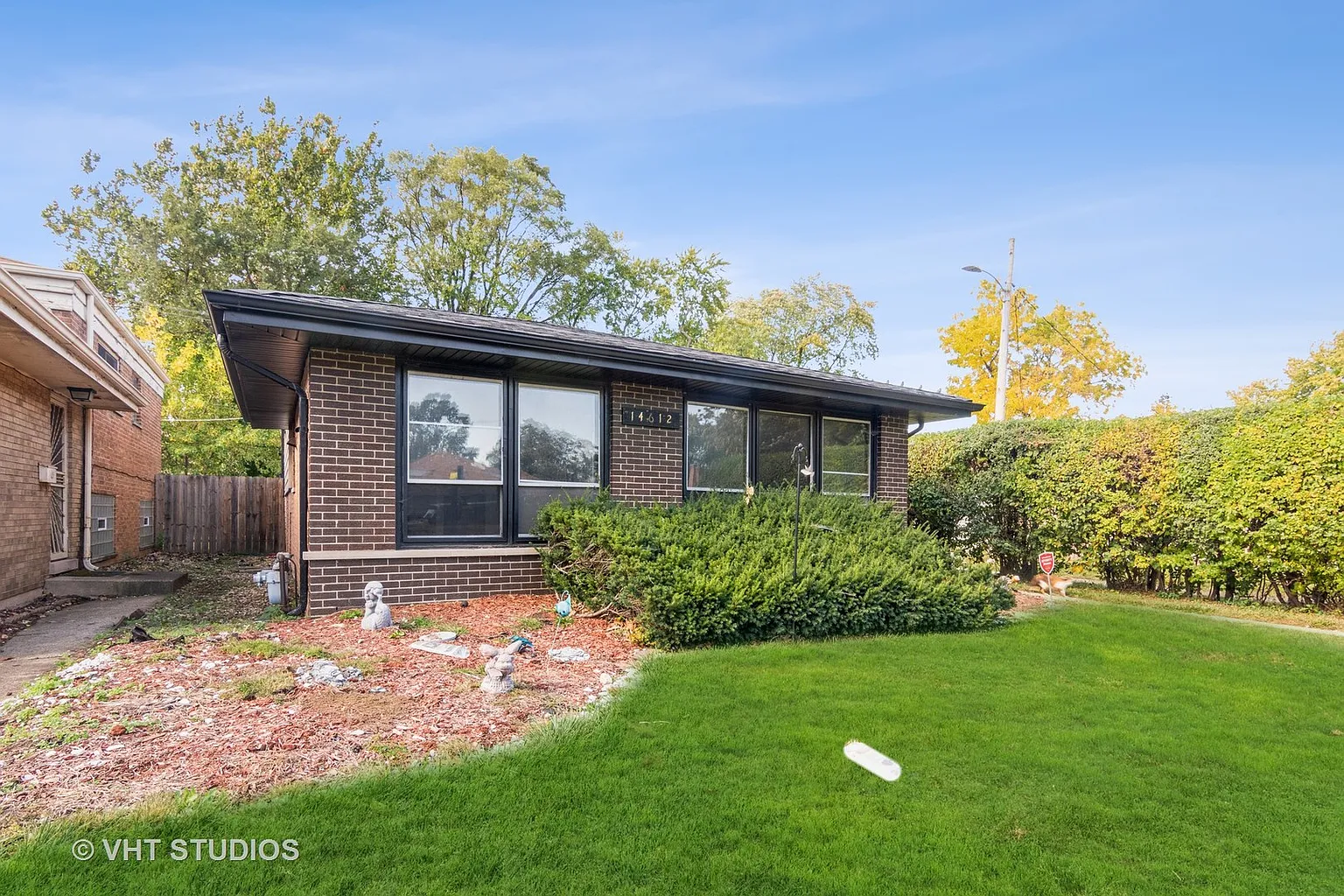 14612 Avalon Ave photo 1