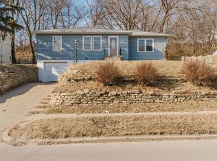 2741 Chambers St, Sioux City, IA 51104