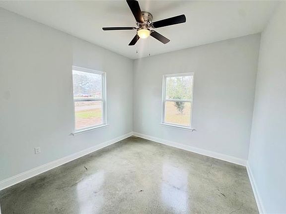 4th image of 107 Larussa Ln #A