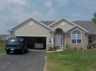 6494 Black Diamond Ln, Lambertville, MI 48144