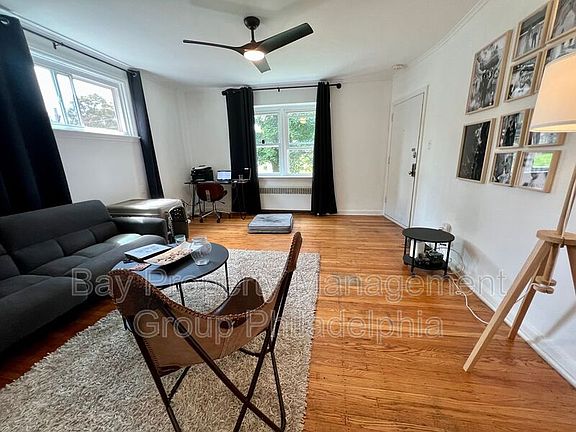 4th image of 869 Windermere Ave #A