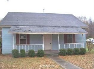 4 Bobo St, Greer, SC 29650