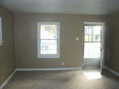 3rd image of 335 Huron Ave