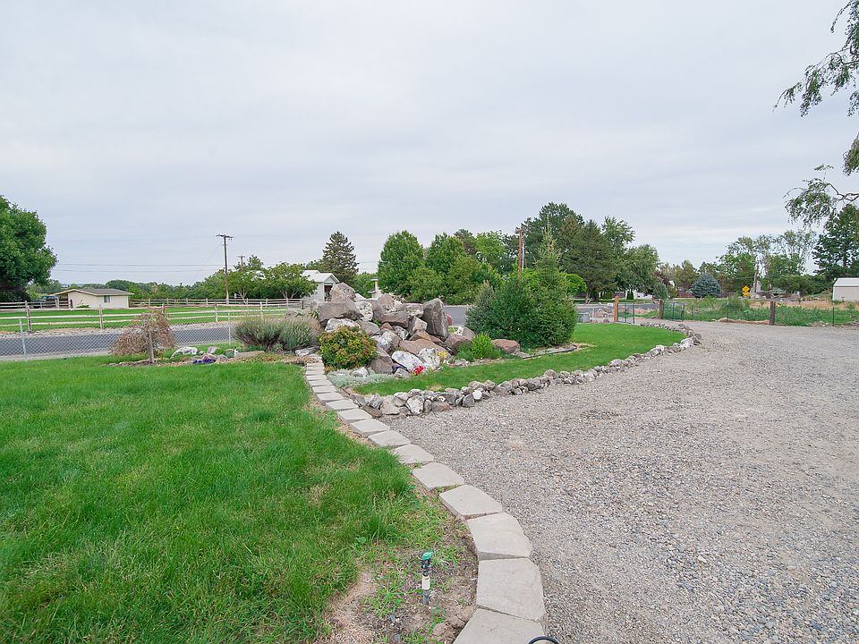 1st image of 1331 Broadview Dr