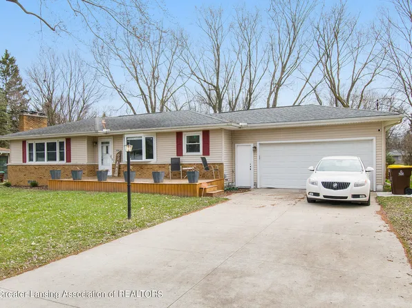 1838 Hall St, Holt, MI 48842