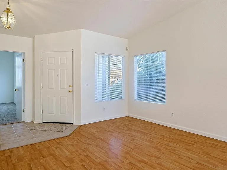 4612 Ews Woods Blvd — Photo 11