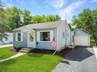 505 W Geneva St, Elkhorn, WI 53121