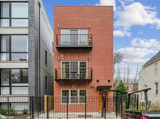 3037 W Lyndale St, Chicago, IL 60647