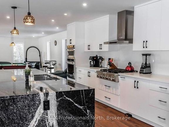 5th image of 1023 S Ril Lake Rd