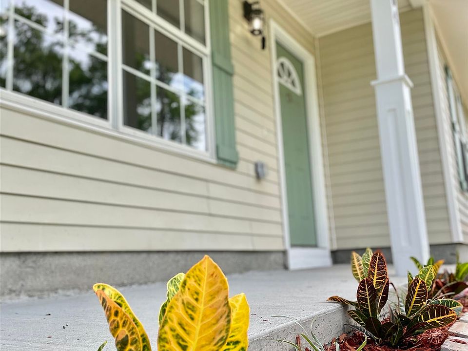 704 Escambia Ave, Cantonment, FL 32533 Zillow