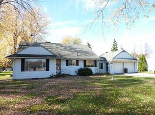 1483 N Oak Rd, Davison, MI 48423