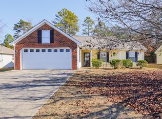 122 Colony Cir, Fort Oglethorpe, GA 30742