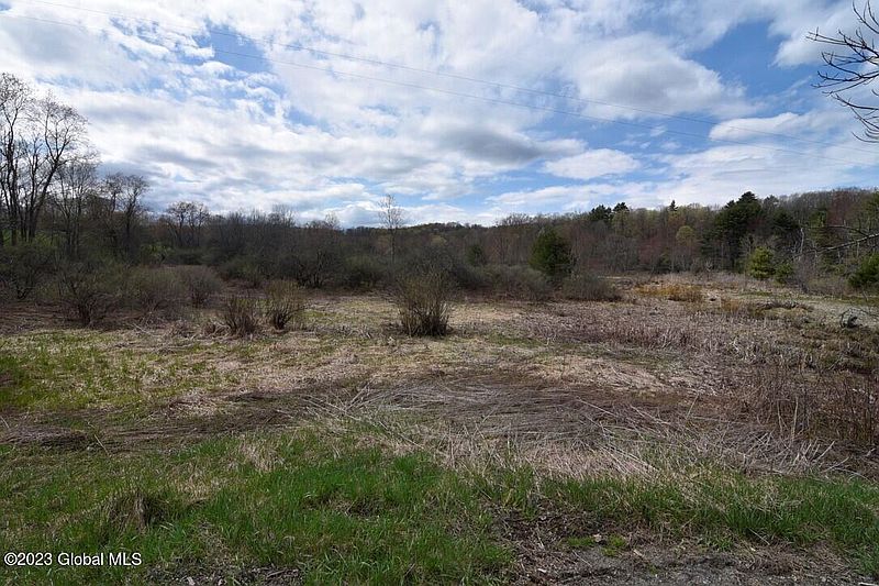 4th image of L25 Halls Pond Road