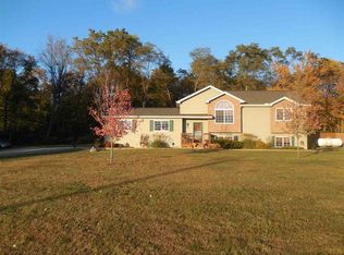 6318 Springport Rd, Jackson, MI 49201