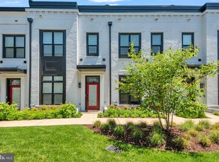 11366 Emerald Park Rd, Potomac, MD 20854