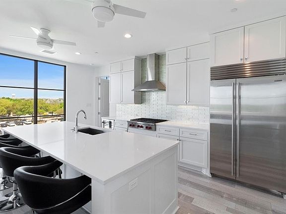 4th image of 5270 Town And Country Blvd Unit 215