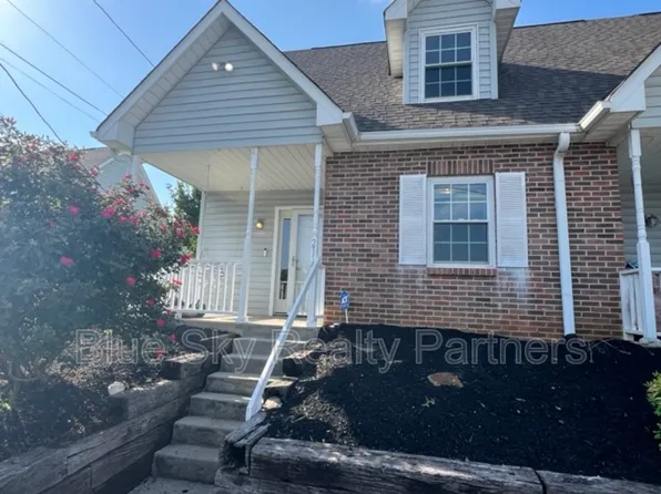 2119 Silverbrook Dr, Knoxville, TN 37923