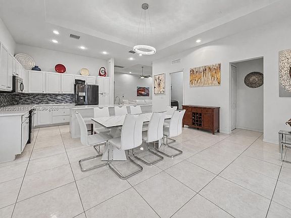 4th image of 15086 SW 176th Ter