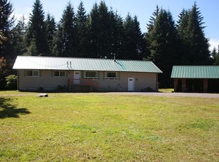 1399 Mora Rd, Forks, WA 98331