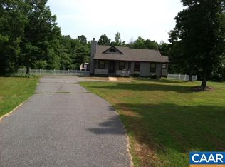 772 Branch Rd, Scottsville, VA 24590