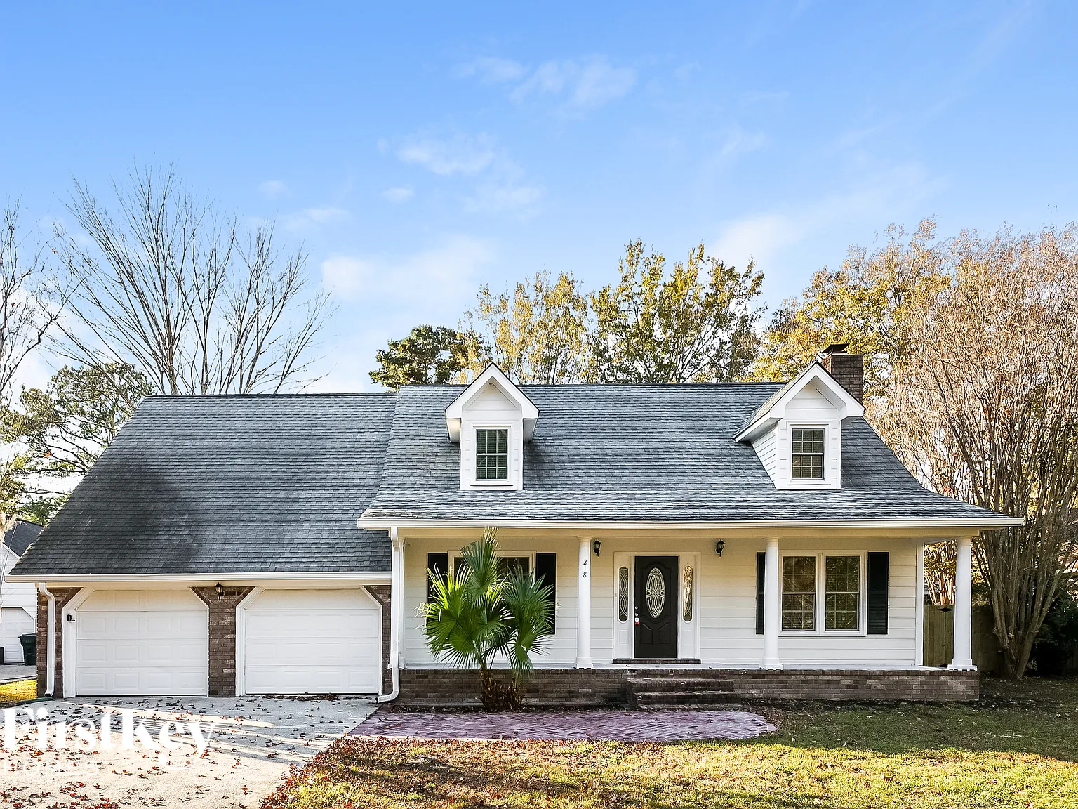 3 bed, 2.5 bath, 1985 sqft, $2,780 — Photo 1