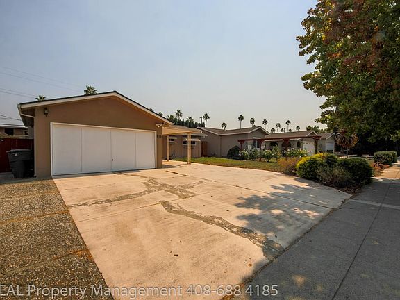 2nd image of 876 Marilyn Dr