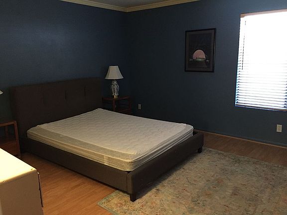 5th image of 12938 Valleyheart Dr APT 3
