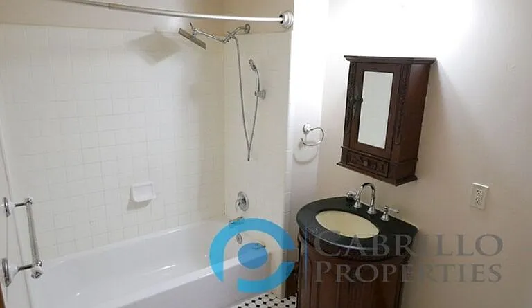 1485 J St — Photo 16