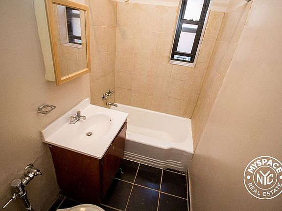 5th image of 579 Saint Johns Pl APT 2F