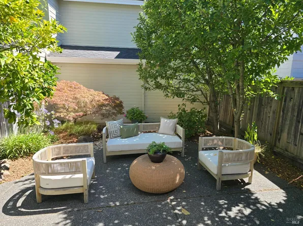 195 Ignacio Valley Circle, Novato, CA 94949