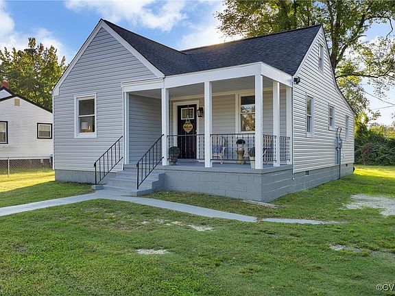 2nd image of 2906 Hartman St