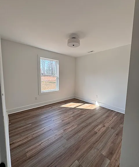 424 Fowler Rd — Photo 11