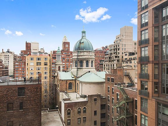3rd image of 177 E 75th St APT 11A