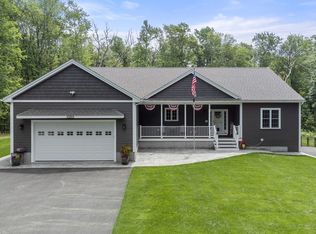 256 Chocolog Rd, Uxbridge, MA 01569