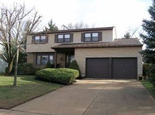 11 Collins Ln, Sewell, NJ 08080