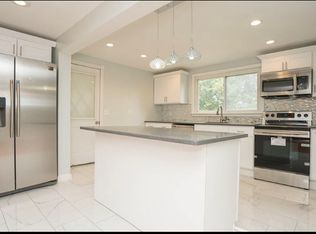 225 Edgewood Dr N, Newburgh, NY 12550