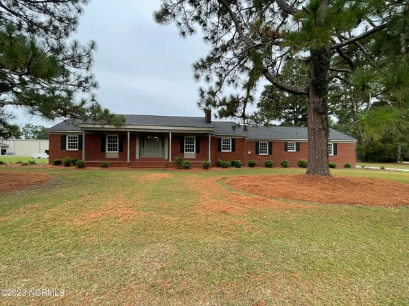 101 Club Drive, Robersonville, NC 27871