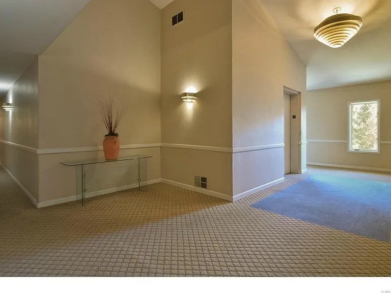 6405 S Dayton St #306 — Photo 2