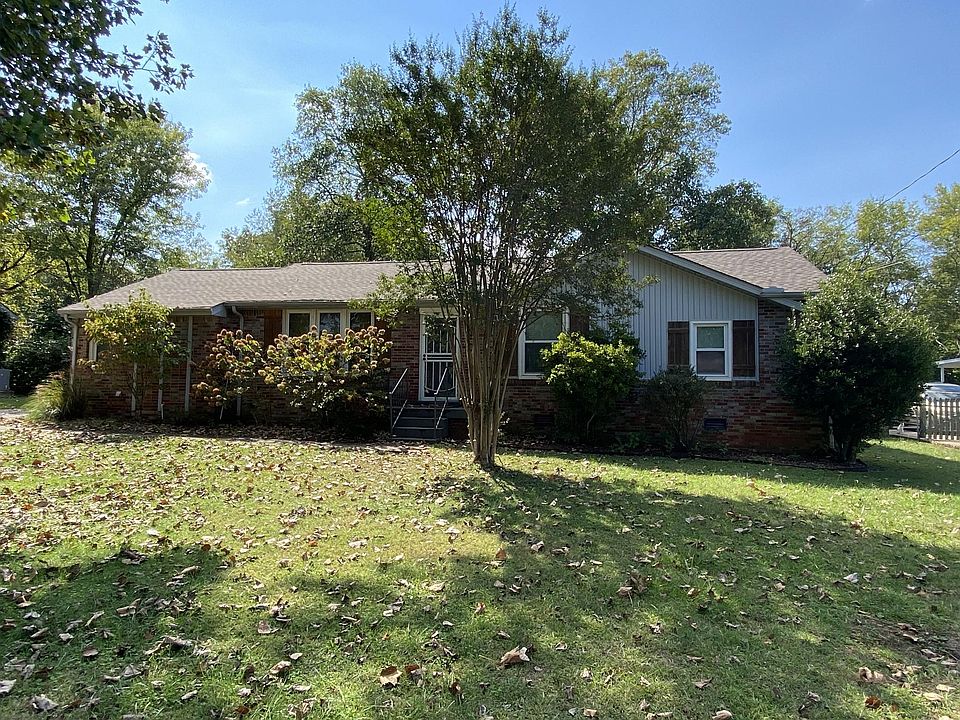 1st image of 1622 Lakeshore Dr