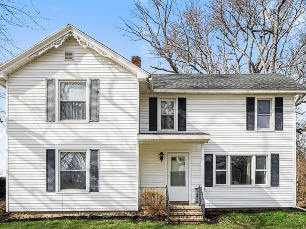 5284 E Territorial Rd, Pleasant Lake, MI 49272