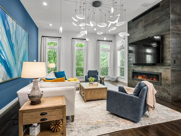 2214 Allen St #A, Dallas, TX 75204