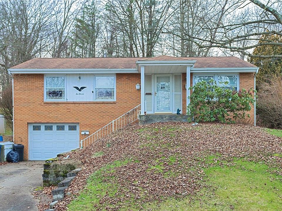 1st image of 211 Mardi Gras Dr
