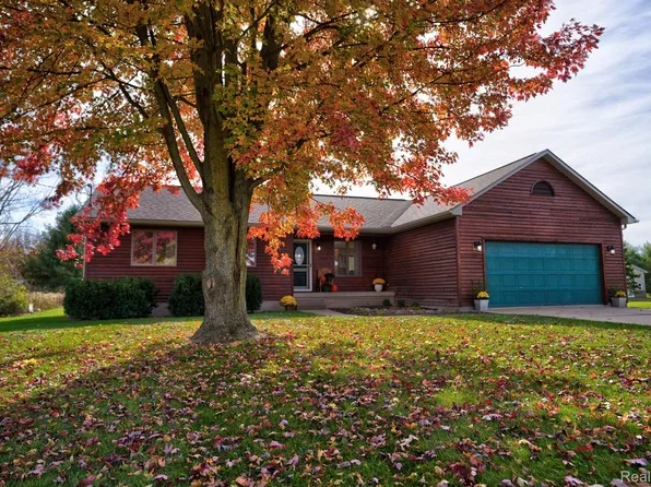 7316 E Potter Rd, Davison, MI 48423