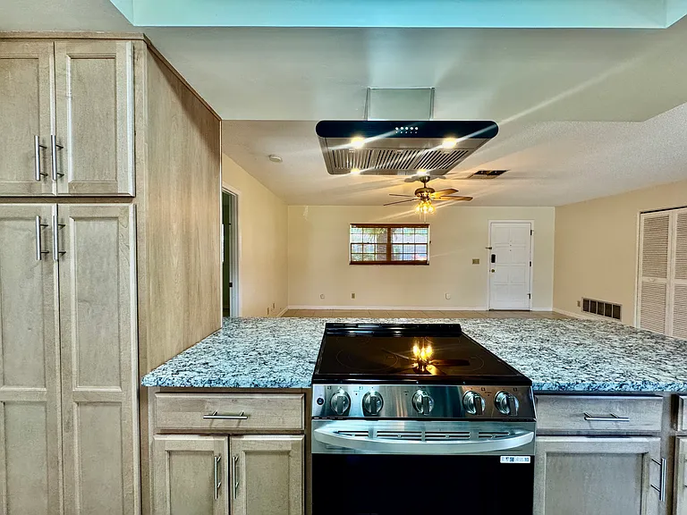 29 Foxhall Ln — Photo 8