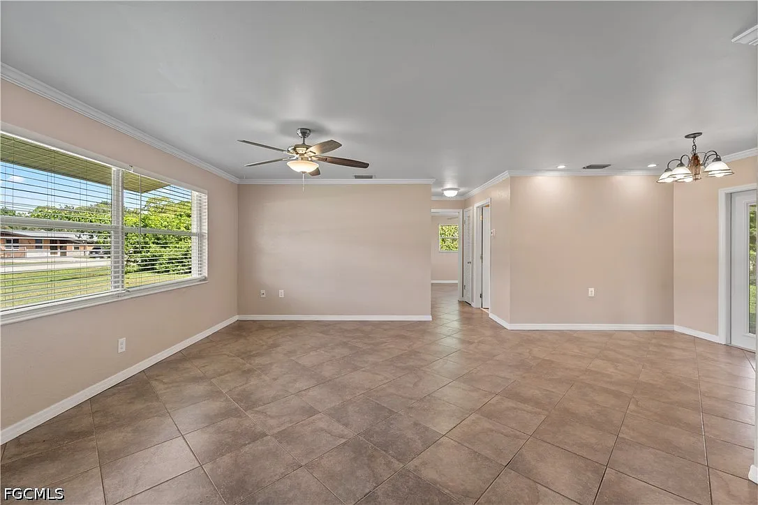 2 bed, 1.0 bath, 984 sqft, $1,700 — Photo 4